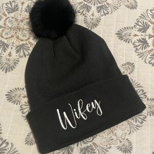 Black 'Wifey' Pom-Pom Beanie
